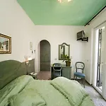 Hotel Giardino Delle Ninfe E La Fenice 3*