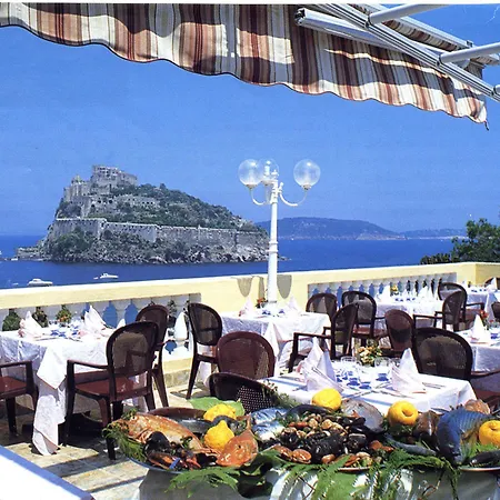 Giardino Delle Ninfe E La Fenice 3*