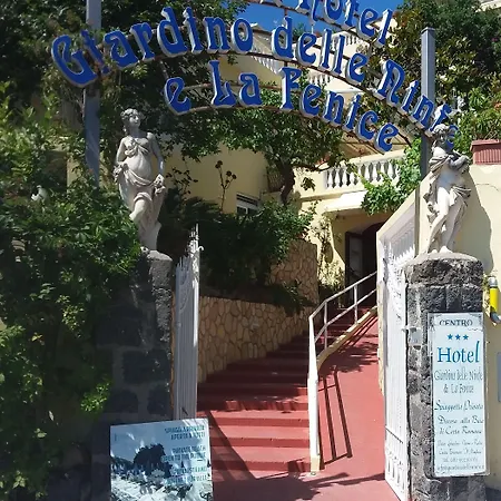 Giardino Delle Ninfe E La Fenice ايسكيا