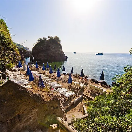 Hotel Giardino Delle Ninfe E La Fenice 3*