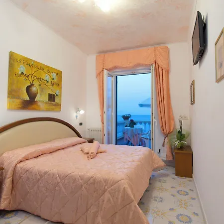 Giardino Delle Ninfe E La Fenice Hotel 3*