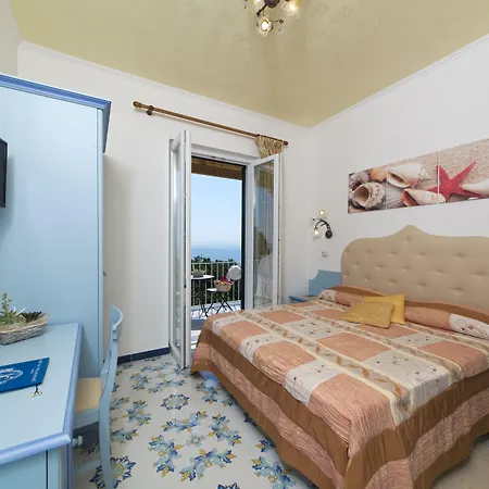 Giardino Delle Ninfe E La Fenice Hotel 3*