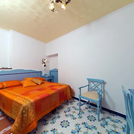 Giardino Delle Ninfe E La Fenice Hotel 3*