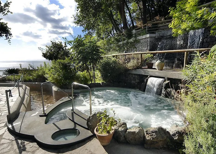 Giardino Delle Ninfe E La Fenice Ξενοδοχείο 3*