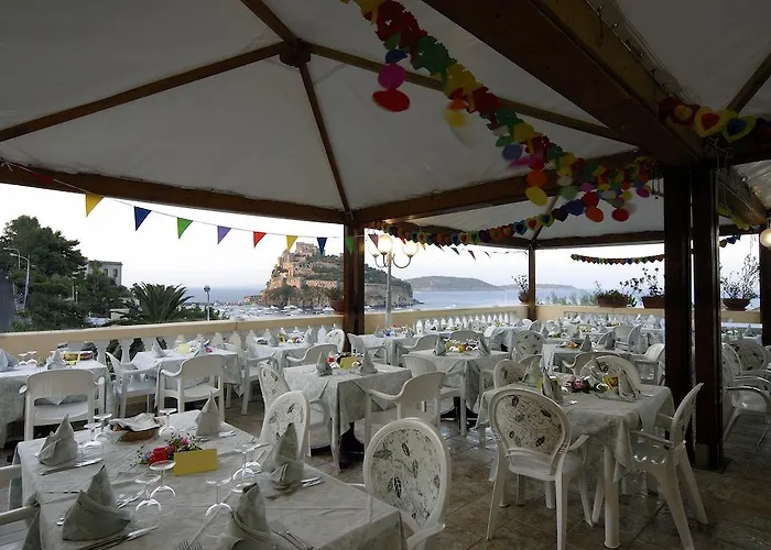 Giardino Delle Ninfe E La Fenice 3* Ίσκια